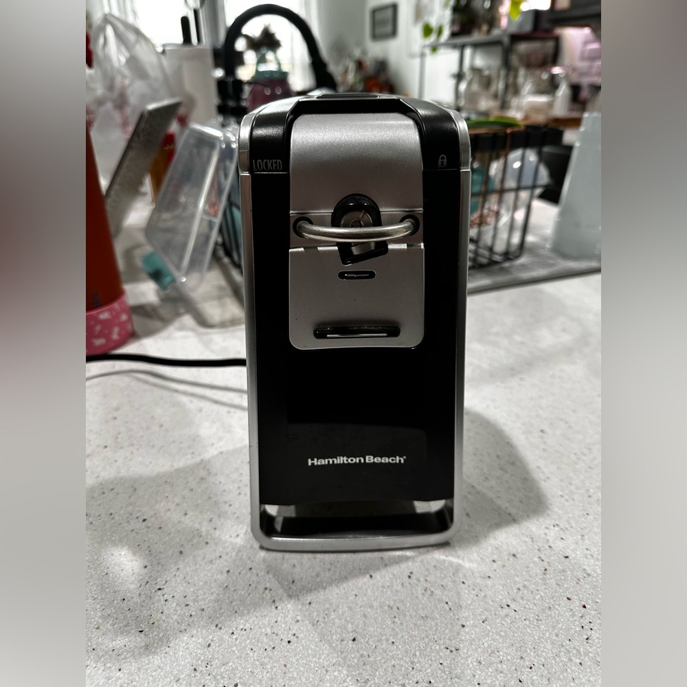 Hamilton beach easy tap can opener